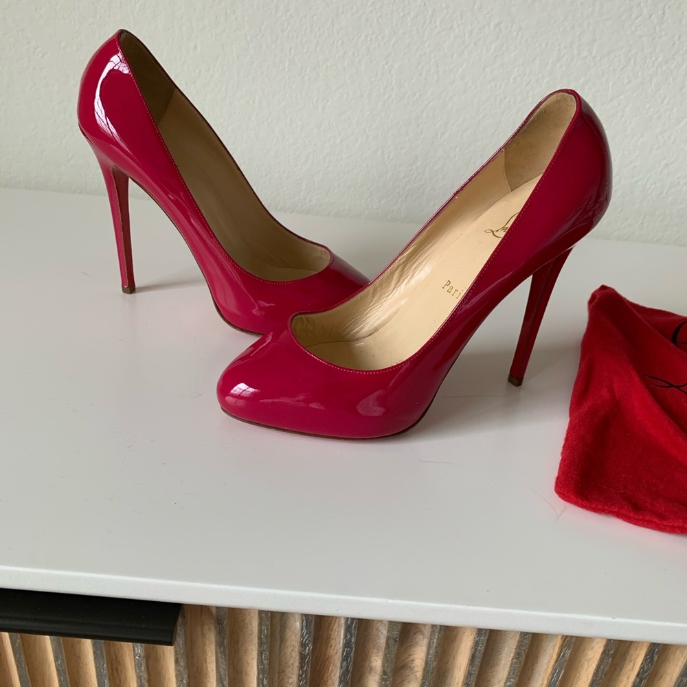 Christian Louboutin Pink Pumps